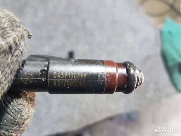 Форсунка Chrysler 300 eer 2.7