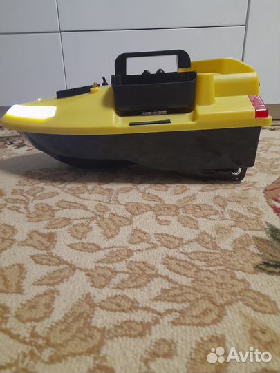 Прикормочный кораблик с gps на 40 точек