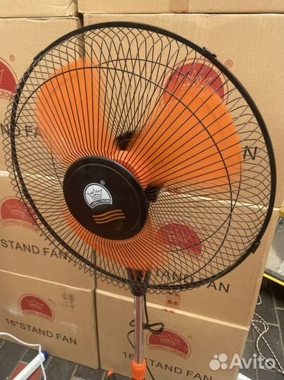 Вентилятор напольный черный