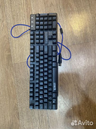 Игровой набор клавиатура, мышь, коврик и наушники