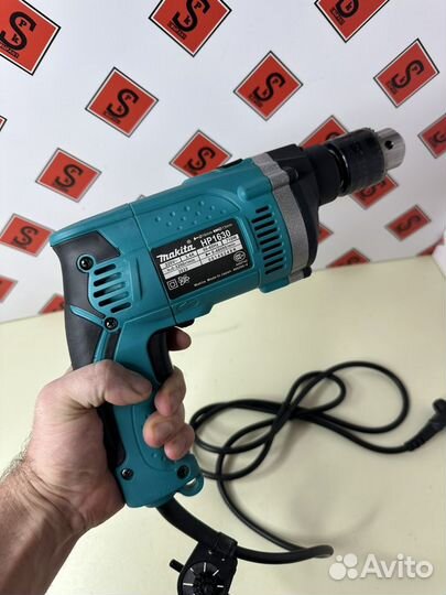 Ударная дрель makita