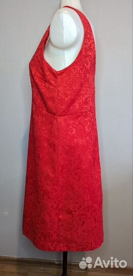 Платье нарядное праздничное красное 46-48