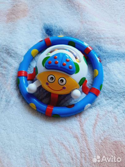 Бортики в кроватку+ одежда и игрушки