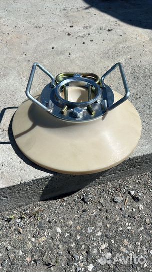 Подпятник для автокрана пластиковые. Производство