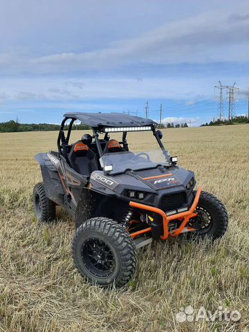 Plaris RZR XP 1000