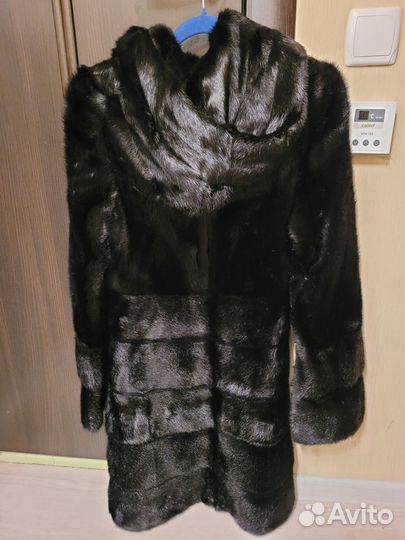 Шуба норковая с капюшоном 42 44