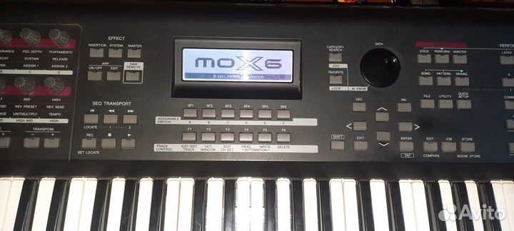 Синтезатор Yamaha MOX 6