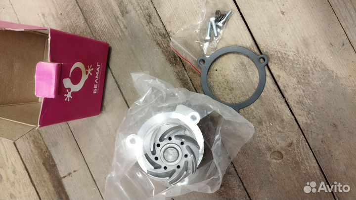 Водяной насос (помпа) ваз 2108