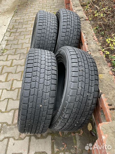 Dunlop Graspic DS3 215/65 R16 98Q