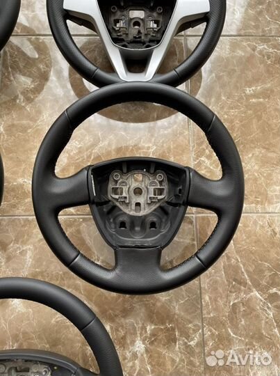 Новые кожаные рули на LADA