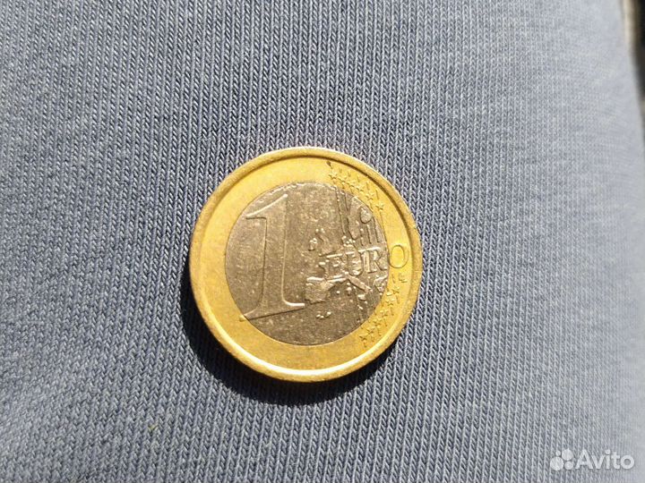 Продам 1 euro 2002 R