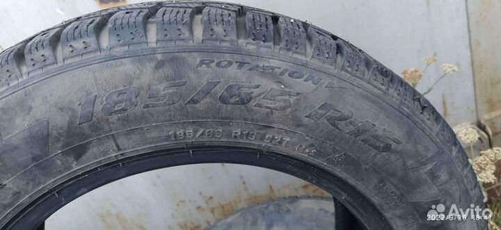 Pirelli Ice Zero 185/65 R15 92T