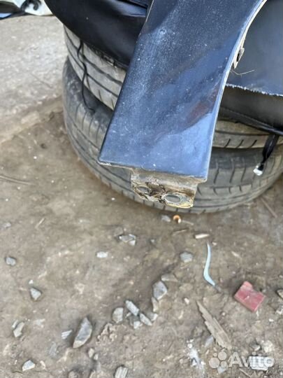 Крыло переднее правое Volkswagen Polo Sedan