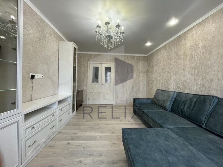 3-к. квартира, 76 м², 8/10 эт.