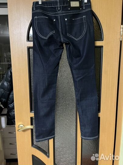 Джинсы женские
