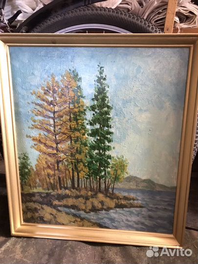 Картины написаны масляными красками, художником