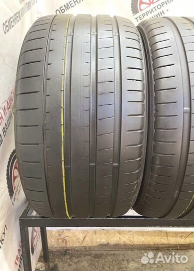 Yokohama Advan Sport V107 325/35 R22 114R