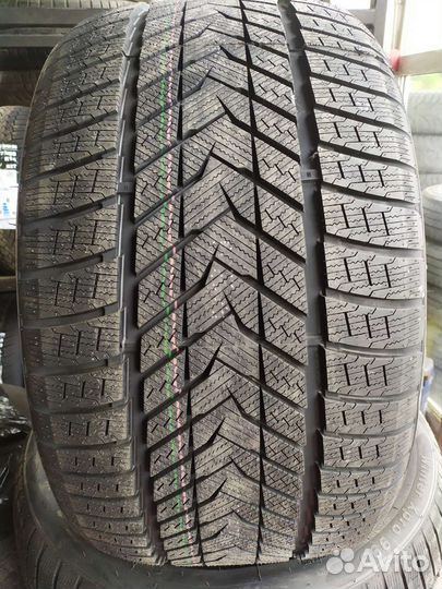 Roadmarch Winter XPro 999 265/35 R18 97V