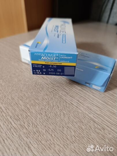 Линзы acuvue moist