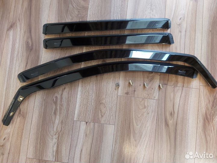 Дефлекторы 4 шт Toyota RAV 4 2019-2022 гв