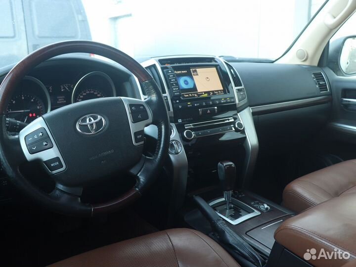 Toyota Land Cruiser 4.5 AT, 2014, 258 650 км