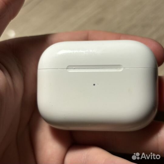 Airpods pro 1 кейс+правый наушник
