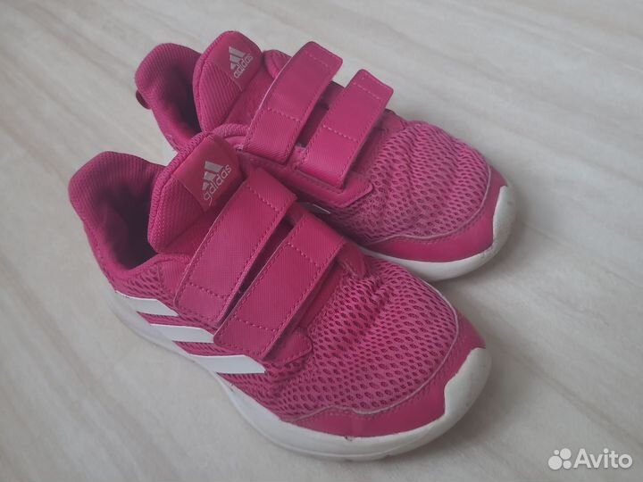 Кроссовки adidas р33