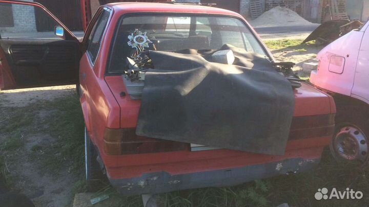 В разборе бмв е30