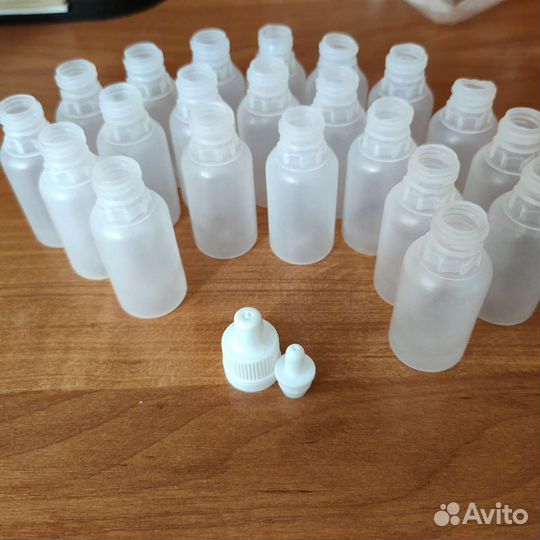 Флакон с капельницей и без