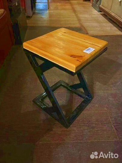 Табурет в стиле лофт