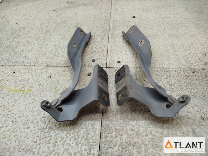 Петля капота nissan wingroad