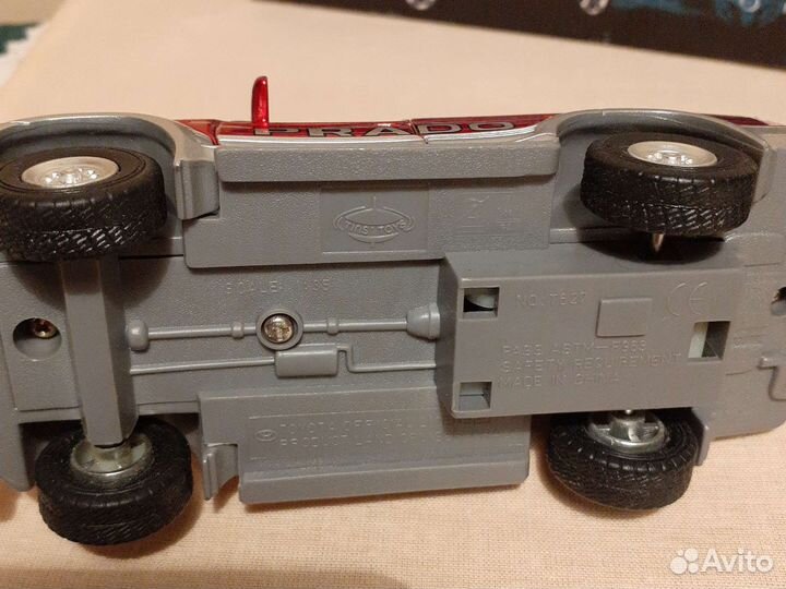 Модели машинок audi Welly,Tins 'Toys