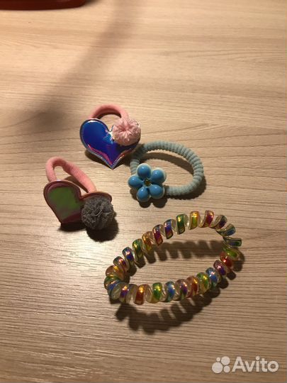 Резинки и заколки