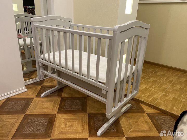 Детская кроватка люлька Gandylyan “Лили»