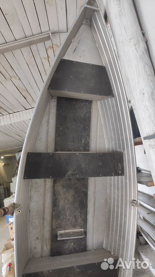 Лодка Wellboat 30