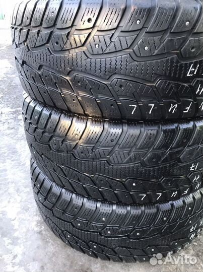 Sunfull SF-W11 215/55 R17 H