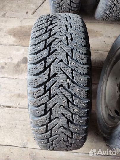 R14 Nokian Tyres Hakkapeliitta 8 175/65, PCD 4x98 DIA 58