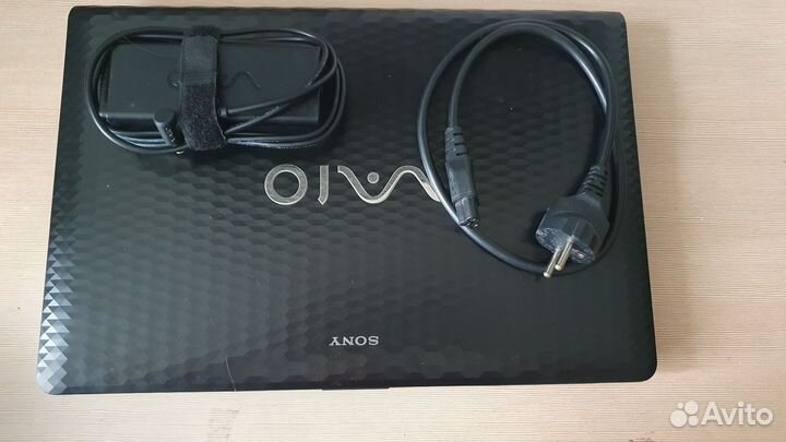 Ноутбук sony vaio 71812v