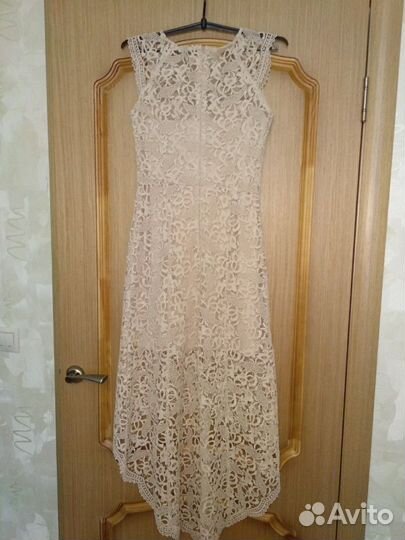 Платье вечернее