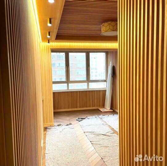 Деревянный потолок из массива дерева