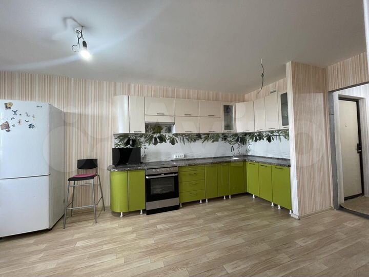 3-к. квартира, 66 м², 17/17 эт.