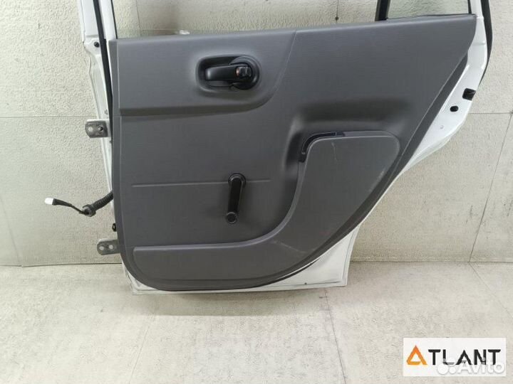 Дверь задний правый nissan AD