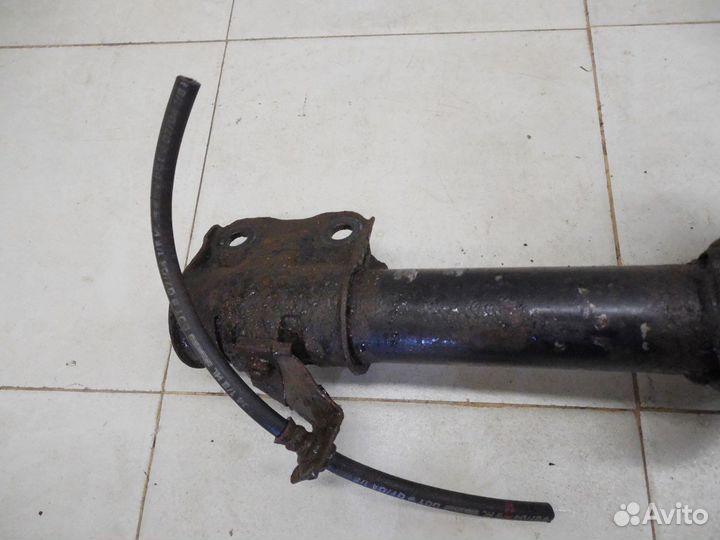 Амортизатор передний Outlander (CU) 2003-2009