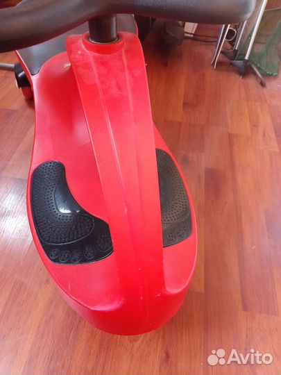 Машинка толокар