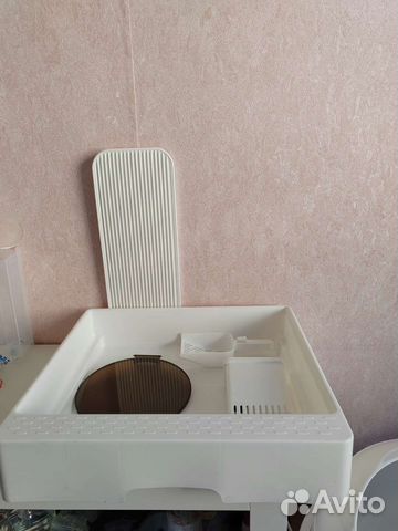 Лоток для животных на колёсиках. Новый