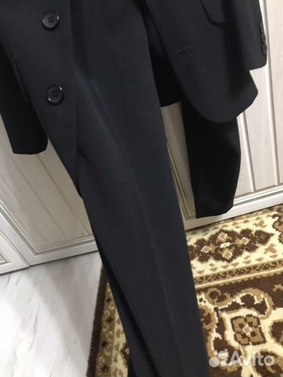 Костюм школьный