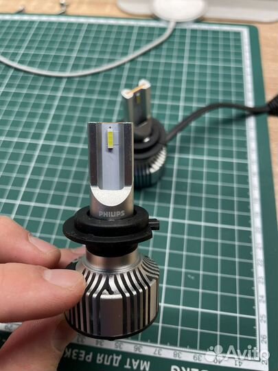 Лампы H7 Philips Led, новые