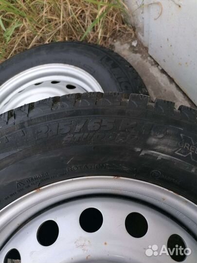 Michelin X-Ice North 215/65 R16