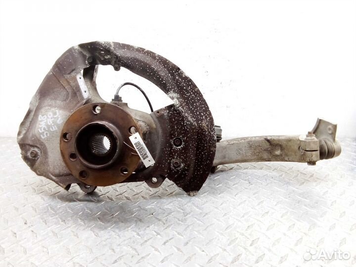 Кулак поворотный левый BMW X5 E70 6773783