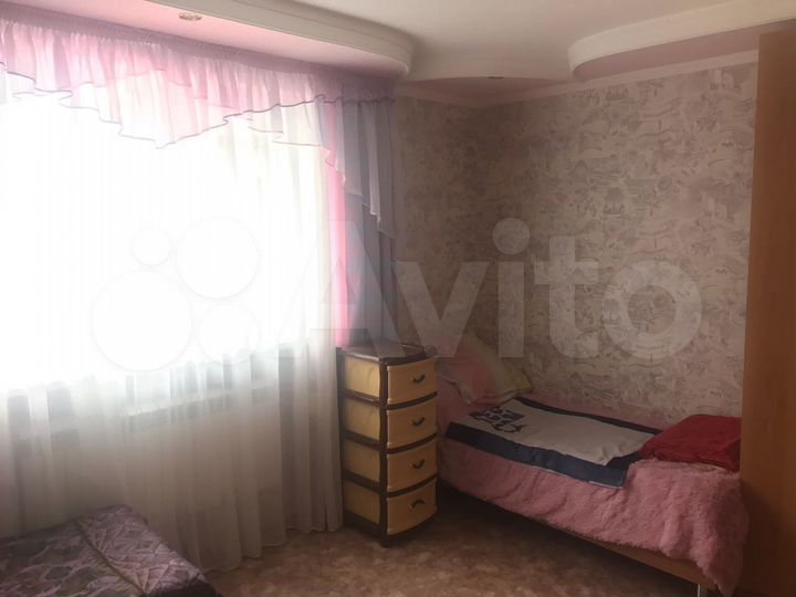 Комната 21 м² в 4-к., 2/2 эт.